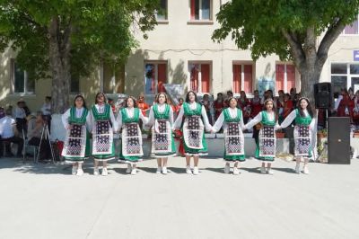 "ЖИВАТА ЗОНА НА БЪЛГАРСКИЯ ФОЛКЛОР" 1