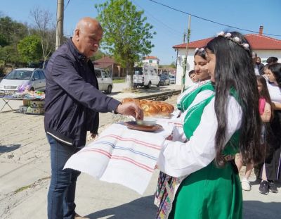 "ЖИВАТА ЗОНА НА БЪЛГАРСКИЯ ФОЛКЛОР" 3